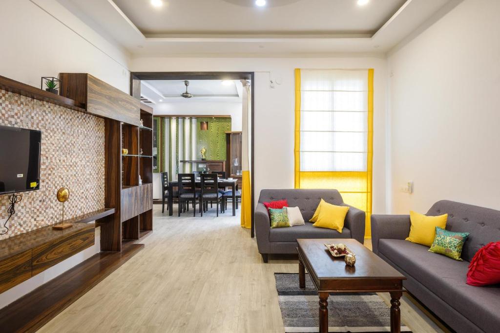 La Rosa Cottage at Hiranandani Nr Airport