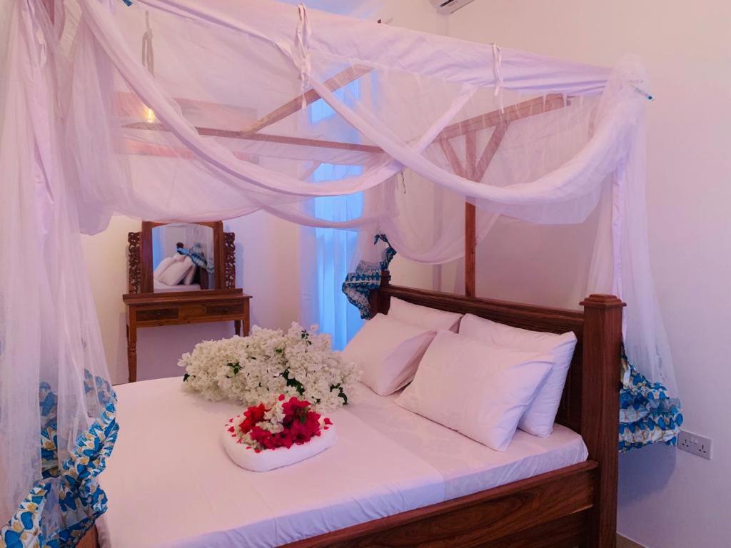Majenzi Beach Villa