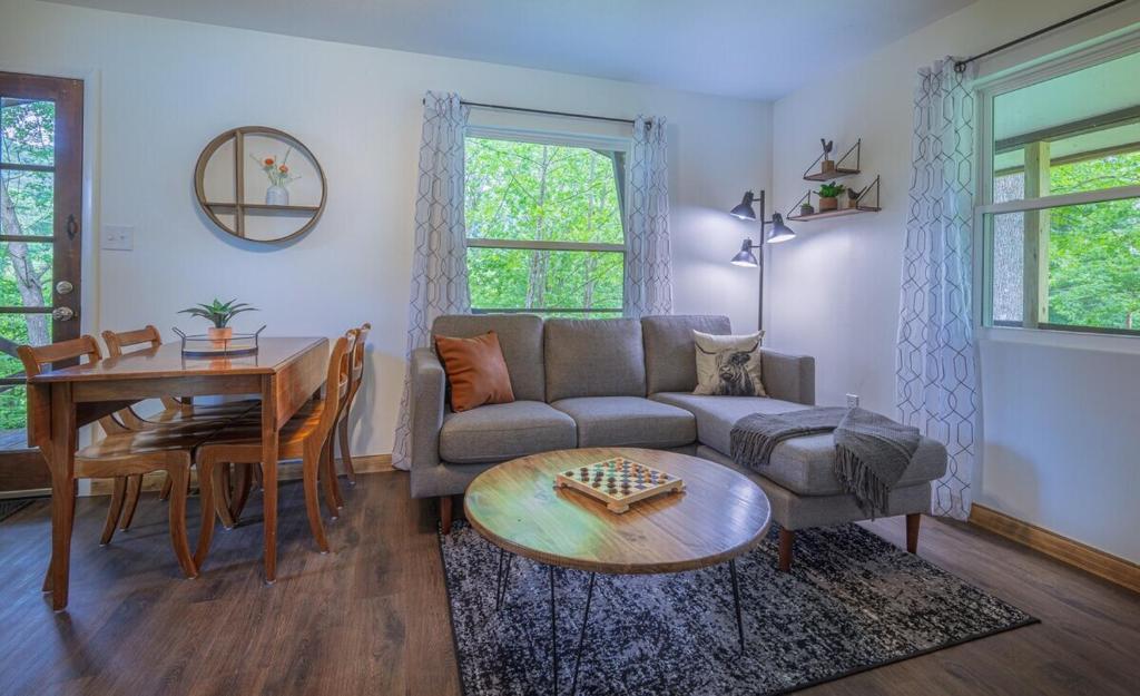 White Oak Cabin